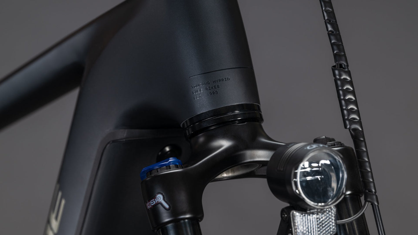 CUBE - TOURING ONE 600 CLASSIC COAL 'N' CHROME 2026