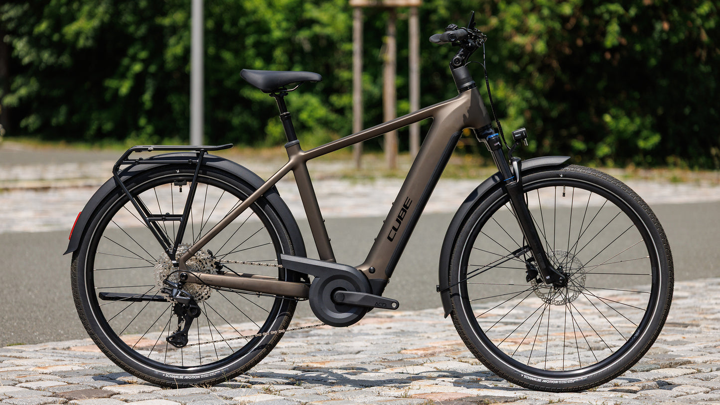 CUBE TOURING HYBRID PRO 800 METALLICUMBRA'N'BLACK 2027