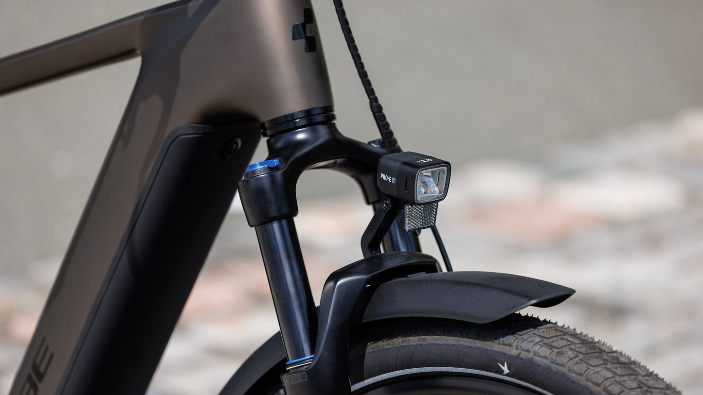 CUBE TOURING HYBRID PRO 800 METALLICUMBRA'N'BLACK 2027