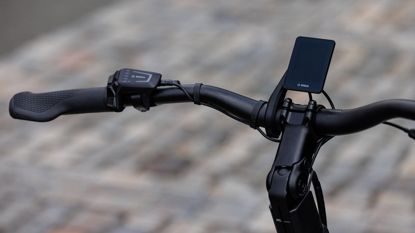 CUBE TOURING HYBRID PRO 800 METALLICUMBRA'N'BLACK 2027