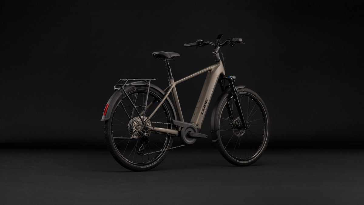 CUBE TOURING HYBRID PRO 800 METALLICUMBRA'N'BLACK 2027