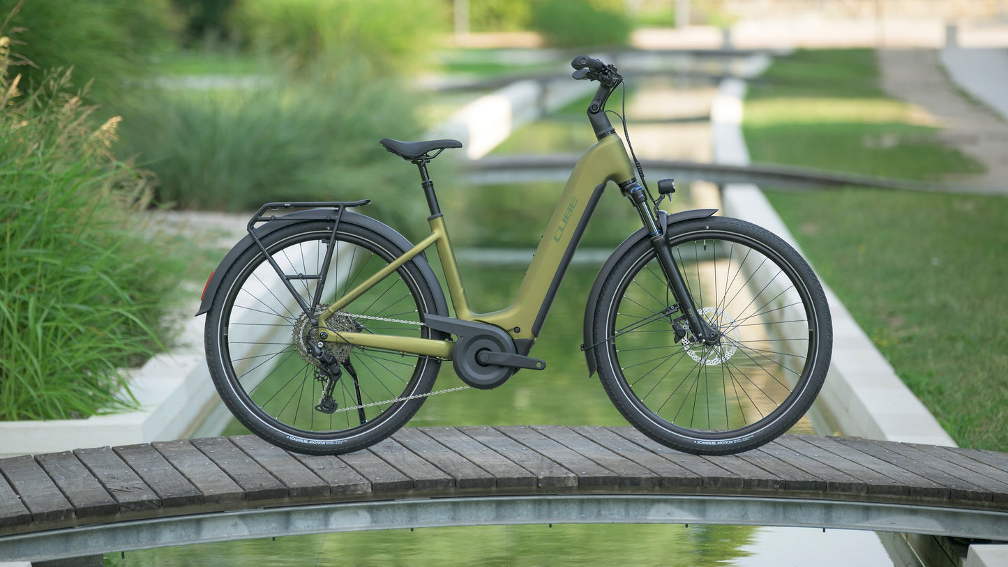 CUBE - TOURING PRO 800 EE GOLDLIME 'N' BLACK 2026