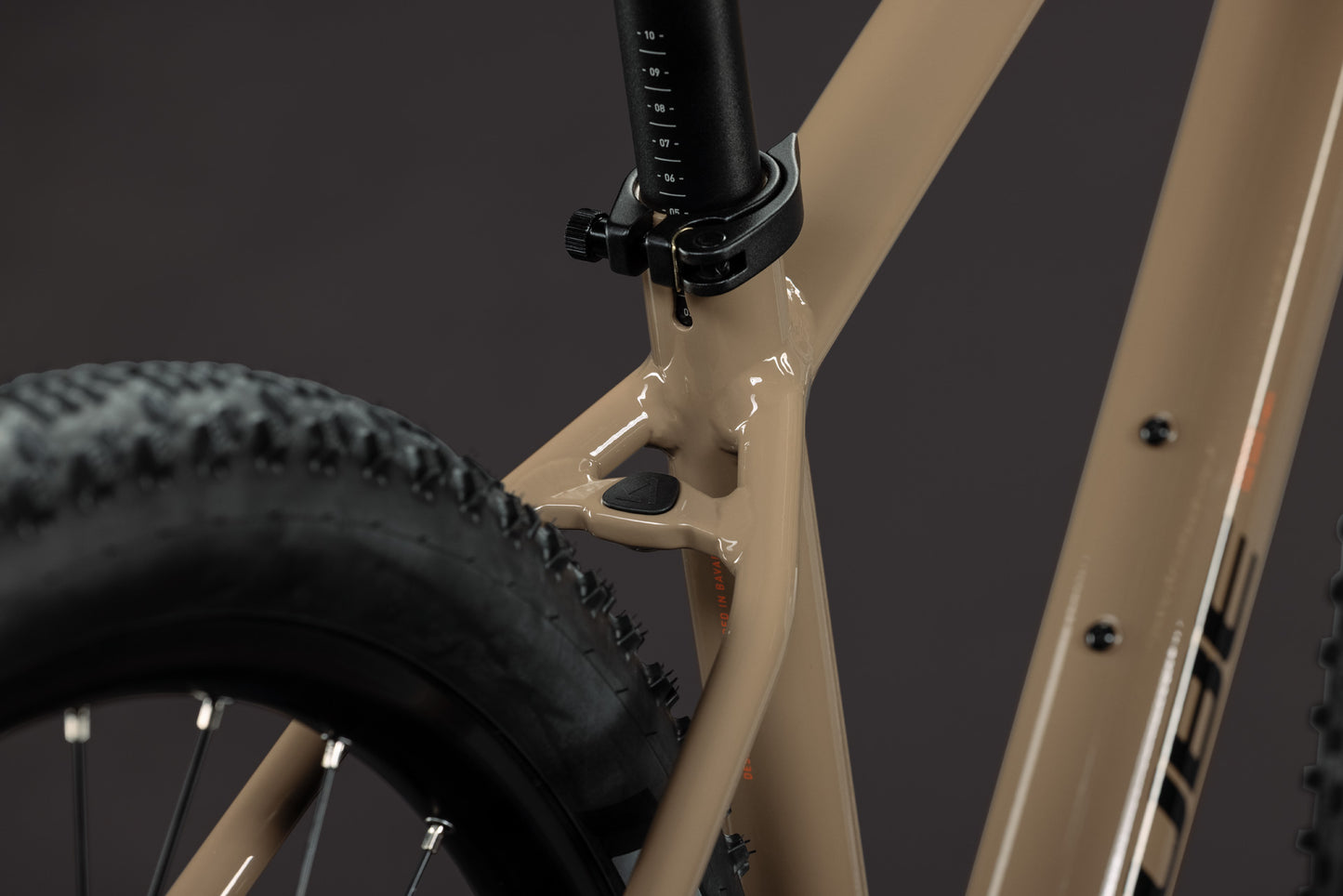 CUBE AIM SLT CAPPUCCINO´N´BLACK 2027