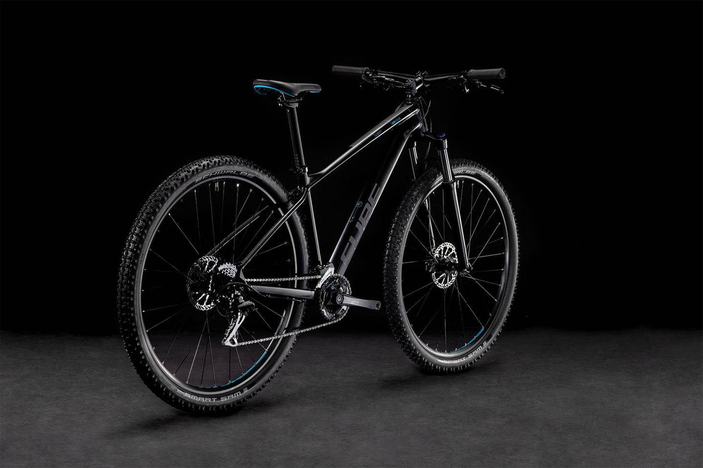 Cube aim race 2019 cheap mountain bike